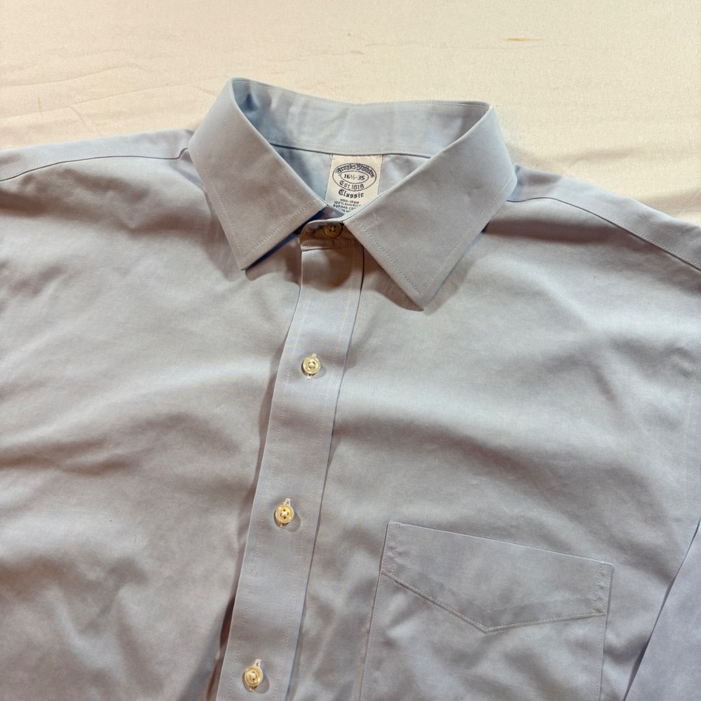 Brooks Brothers Dress Shirt Mens 16.5 35 Blue Classic Fit Supima Cotton Non-Iron